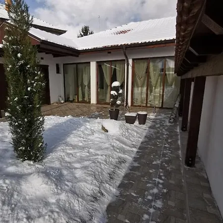 лиловата къща Дом отдыха Калофер