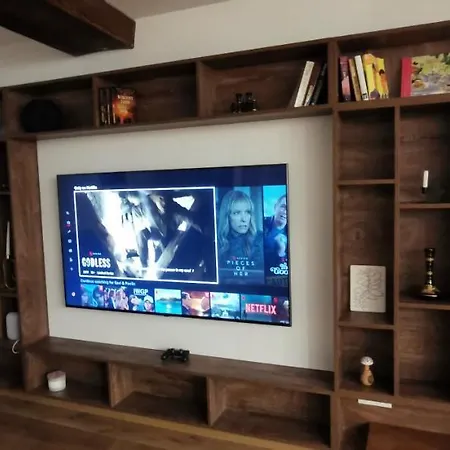 лиловата къща