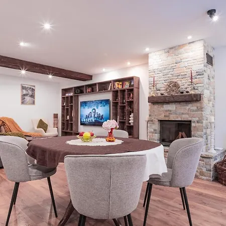 Дом отдыха лиловата къща