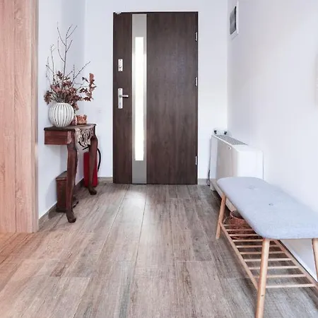 лиловата къща *