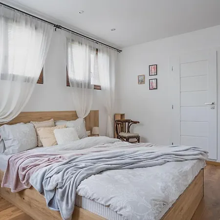 лиловата къща * Калофер