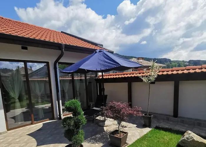 лиловата къща Feriehus *