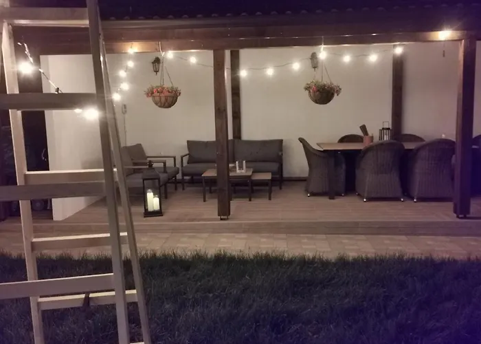 Feriehus лиловата къща *