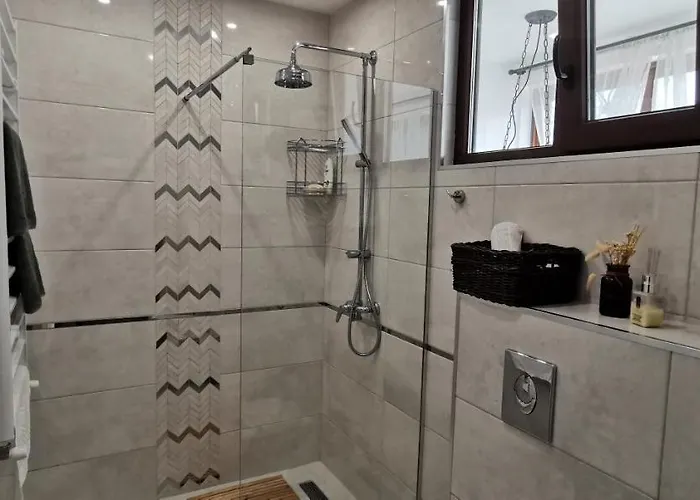 лиловата къща Feriehus Kalofer