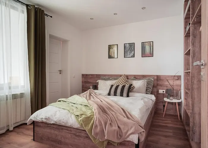 лиловата къща